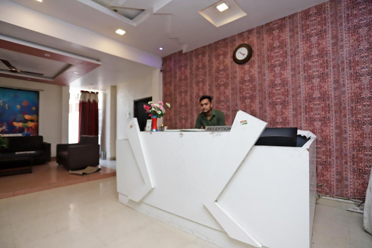 Spot On 39940 Shree Shine Hotel Satna Exterior foto